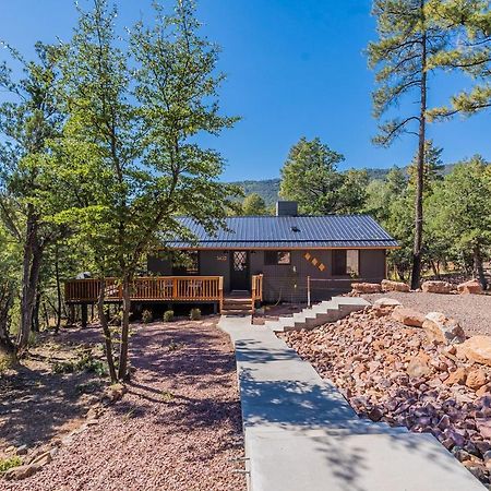 The Pine House - Cozy Mid-Century Modern, Pet-Friendly别墅 外观 照片