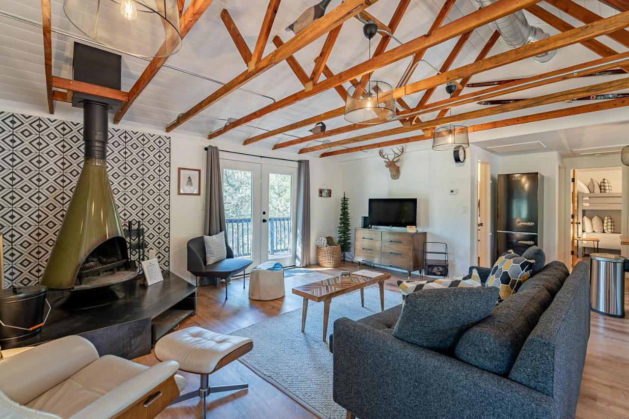 The Pine House - Cozy Mid-Century Modern, Pet-Friendly别墅 外观 照片