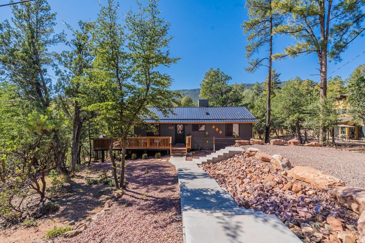 The Pine House - Cozy Mid-Century Modern, Pet-Friendly别墅 外观 照片